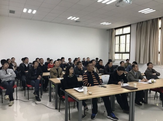 XCSport组织新进教师进行首聘期满述职汇报